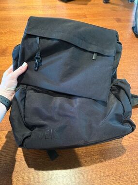 Beis the ultimate diaper bag